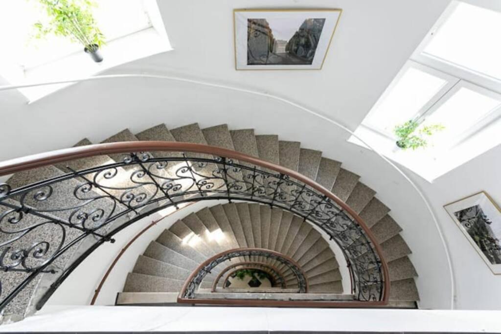 Apartamento Penthouse With Amazing Terrace L Lf42 Viena Exterior foto