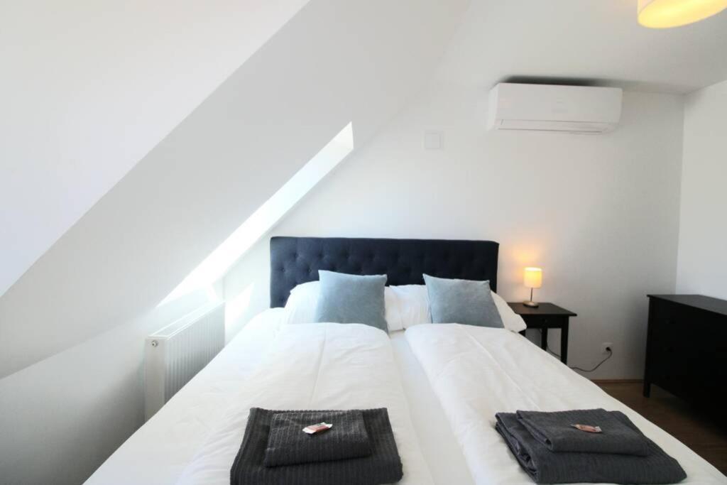 Apartamento Penthouse With Amazing Terrace L Lf42 Viena Exterior foto